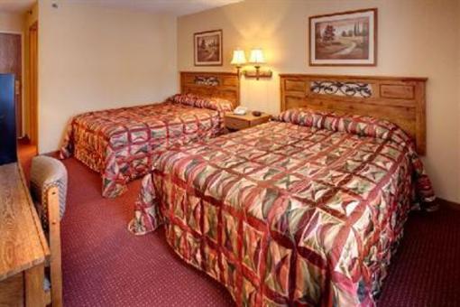 фото отеля Heartland Inn Coralville