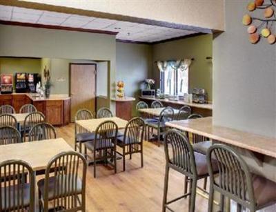 фото отеля Heartland Inn Coralville