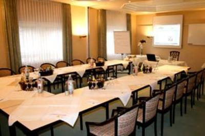 фото отеля Royal Hotel Pforzheim