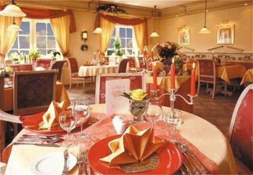 фото отеля Ringhotel Der Romantik-Hof