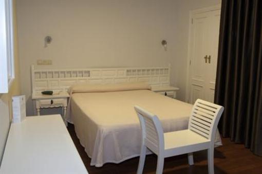 фото отеля Rosalia de Castro Hotel Poio