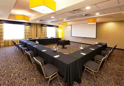 фото отеля SpringHill Suites Minneapolis-St. Paul Airport