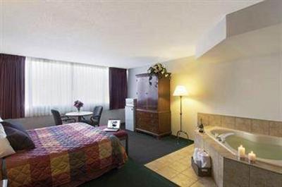 фото отеля Americas Best Value Inn Albert Lea