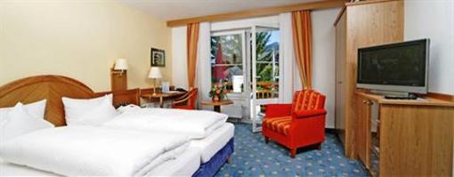 фото отеля Hotel Alpenhof Oberstdorf