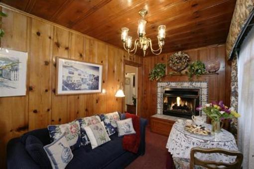 фото отеля Mill Rose Inn