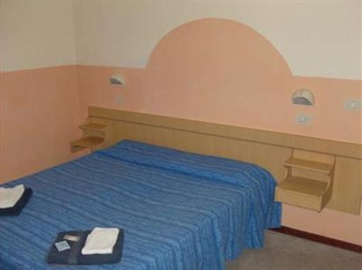 фото отеля Hotel Happy Rimini