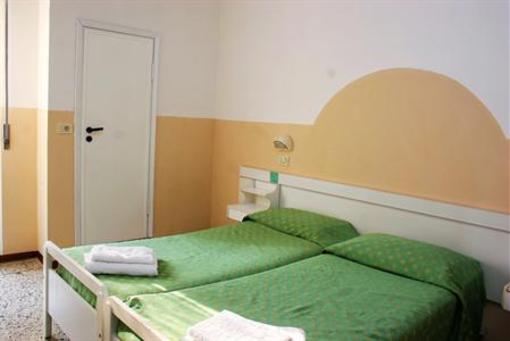 фото отеля Hotel Happy Rimini
