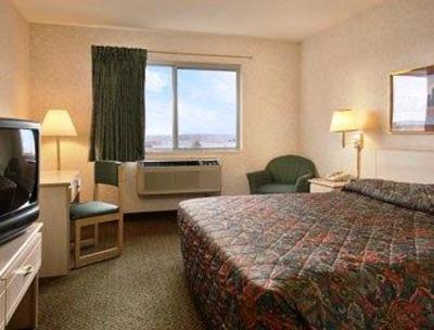 фото отеля Super 8 Farmington East