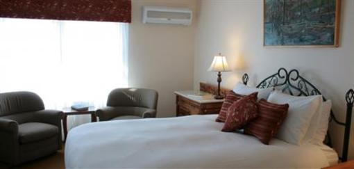 фото отеля Rossmount Inn