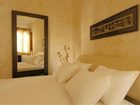 фото отеля Petra Hotel & Suites
