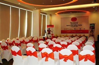 фото отеля Harris Hotel Batam Center