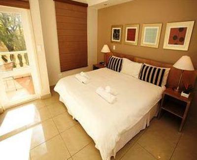 фото отеля Villa Executive Apartments