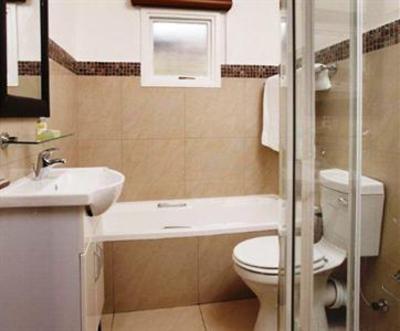 фото отеля Villa Executive Apartments