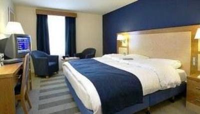 фото отеля Premier Inn Bristol Airport Winscombe