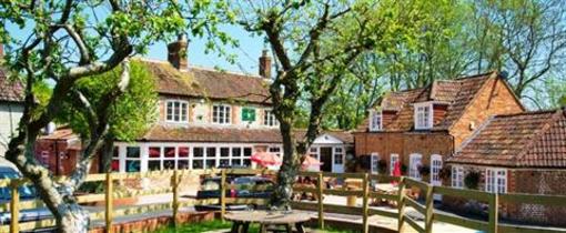 фото отеля The Dove Inn Warminster