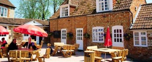 фото отеля The Dove Inn Warminster