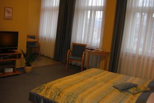 фото отеля Puk Apartmanovy Dum Hotel Beroun