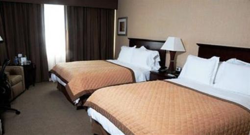 фото отеля Wyndham Tulsa