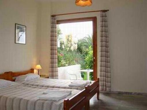 фото отеля Alexandros Studios Kalamaki (Crete)