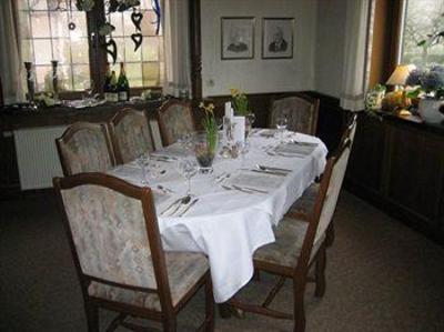 фото отеля Landhotel Sauerländer Hof Eslohe