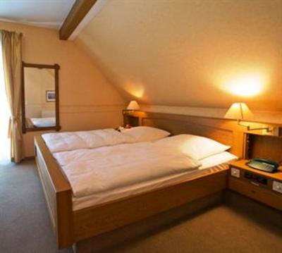 фото отеля Landhotel Sauerländer Hof Eslohe