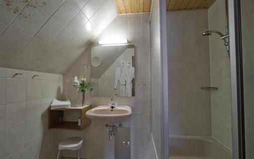 фото отеля Landhotel Sauerländer Hof Eslohe