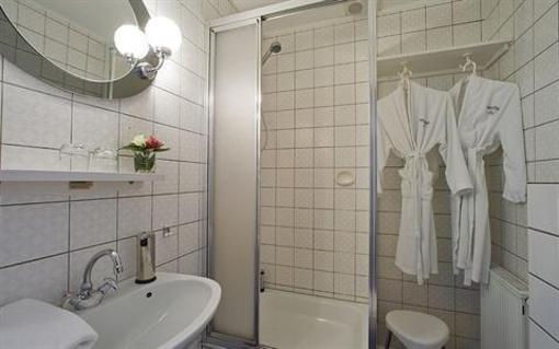 фото отеля Landhotel Sauerländer Hof Eslohe