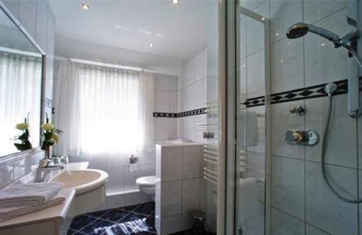 фото отеля Landhotel Sauerländer Hof Eslohe