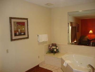 фото отеля Days Inn & Suites Ridgeland
