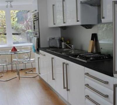 фото отеля Dreamhouse Apartments Eglinton