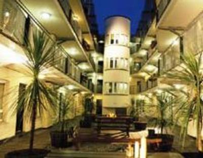 фото отеля Leeson Apartments