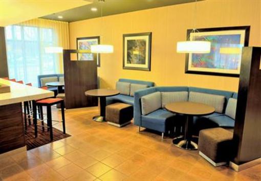 фото отеля Courtyard by Marriott Louisville Downtown