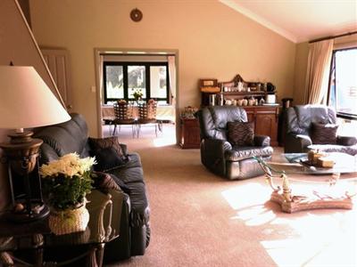 фото отеля Mangrove Manor Bed & Breakfast