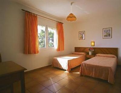 фото отеля Apartamentos Benet Los Pinares Ibiza