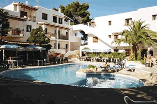 фото отеля Apartamentos Benet Los Pinares Ibiza