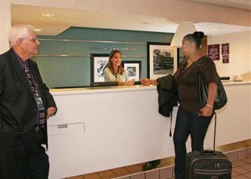 фото отеля Hampton Inn Walterboro