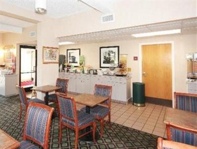 фото отеля Hampton Inn Walterboro