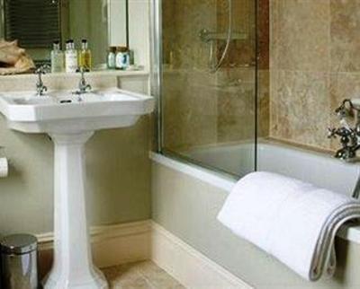фото отеля Overtown Manor B&B Swindon
