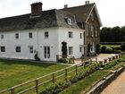 фото отеля Overtown Manor B&B Swindon