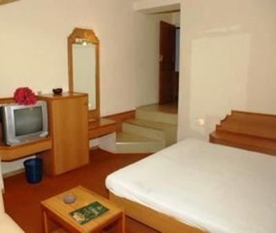 фото отеля Nahar's Residency Hotel