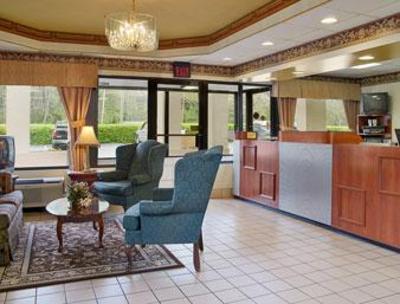 фото отеля Super 8 Motel - Knoxville/West