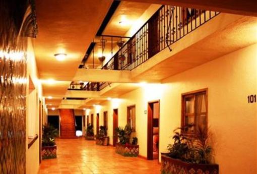 фото отеля Cabo Cush Hotel