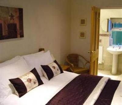 фото отеля Risley Guest House