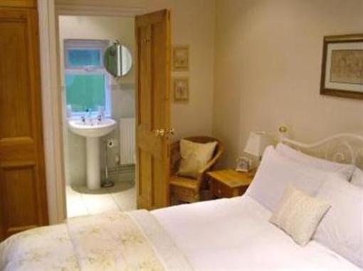 фото отеля Risley Guest House