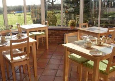 фото отеля Risley Guest House