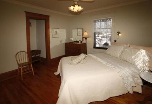 фото отеля Au Virage B&B