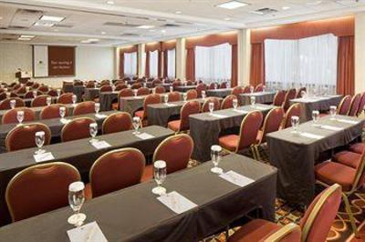 фото отеля Doubletree Fort Lee