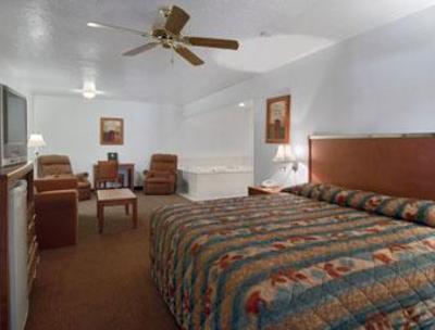 фото отеля Super 8 Motel Saint George