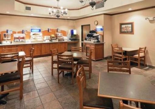 фото отеля Holiday Inn Express Hotel & Suites Keystone