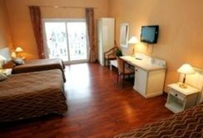 фото отеля Hotel le Beausejour